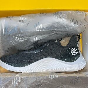 BRAND NEW Steph Curry Size 13 Basketball Shoes